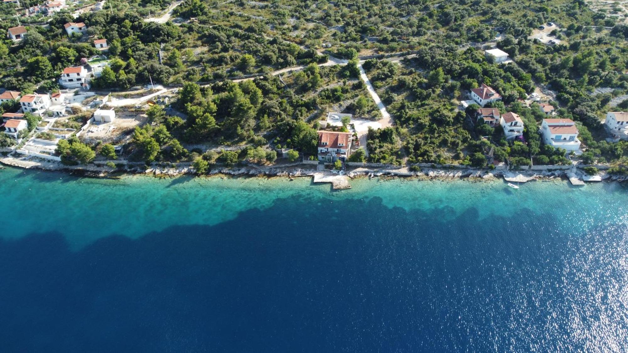 Apartments Lucin Veliki Drvenik Kültér fotó